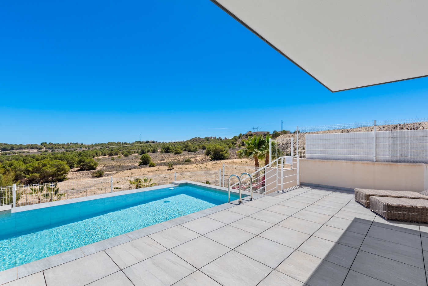 Villa for sale in San Miguel de Salinas