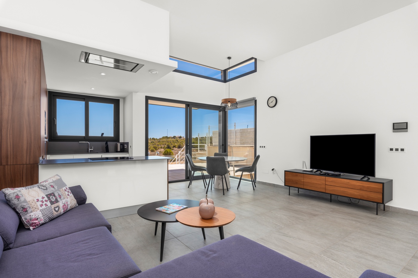 Villa for sale in San Miguel de Salinas