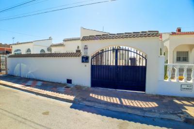Villa in vendita a Torrevieja