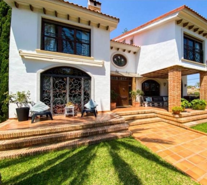 Villa en venta en Torrevieja
