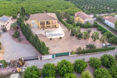 Villa til salg i Orihuela