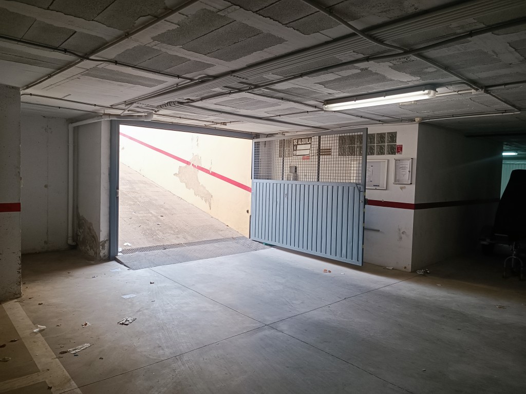 Garage te koop in Torrevieja