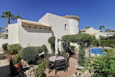 Villa en venta en Orihuela Costa