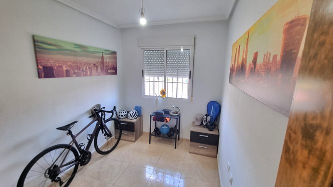 Duplex myynnissä Torrevieja