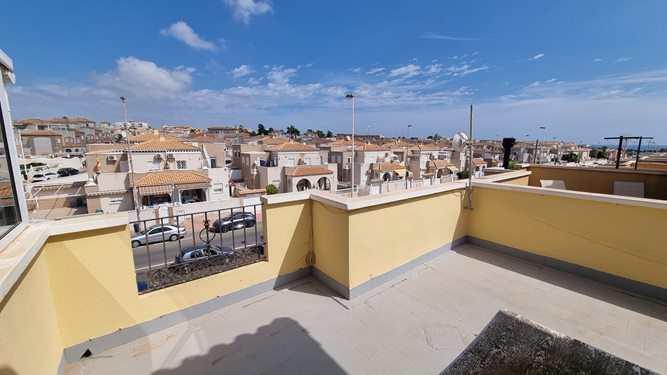 Duplex myynnissä Torrevieja