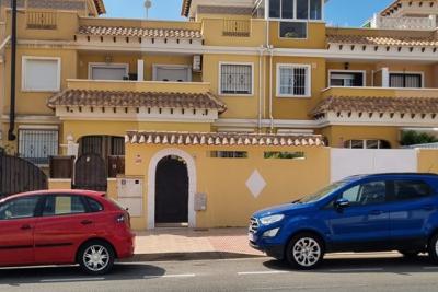 Duplex, 2 våningar till salu i Torrevieja