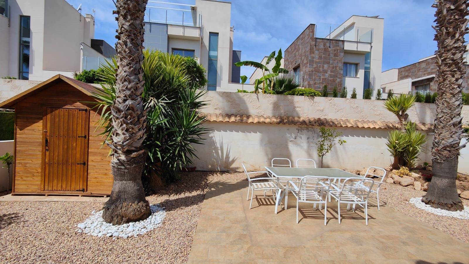 Villa til salg i Orihuela Costa