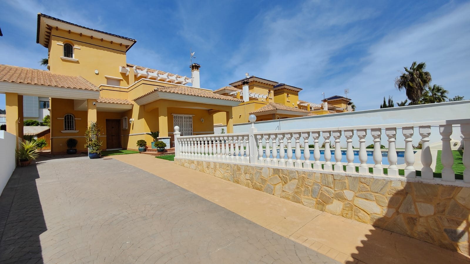 Villa til salg i Orihuela Costa