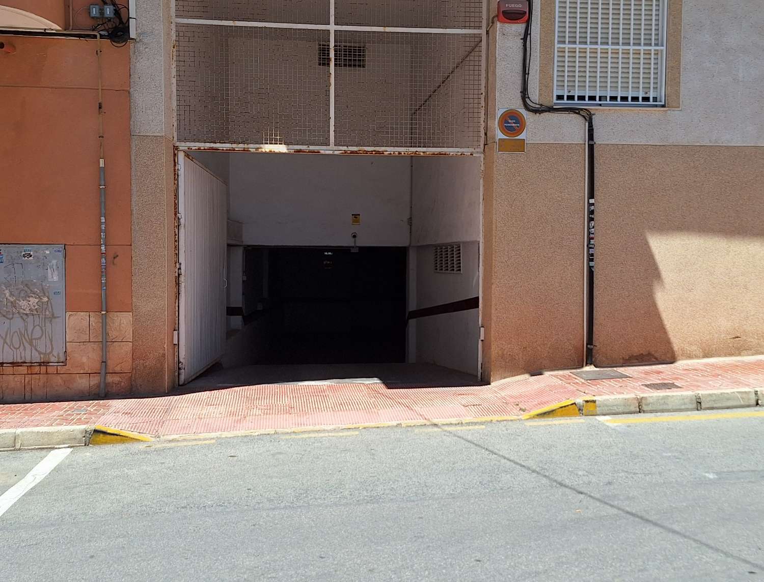 Garage for sale in Centro (Torrevieja)