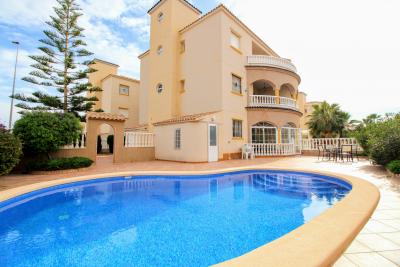 公寓 出售 在 Orihuela Costa