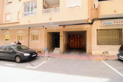 Garage te koop in Torrevieja