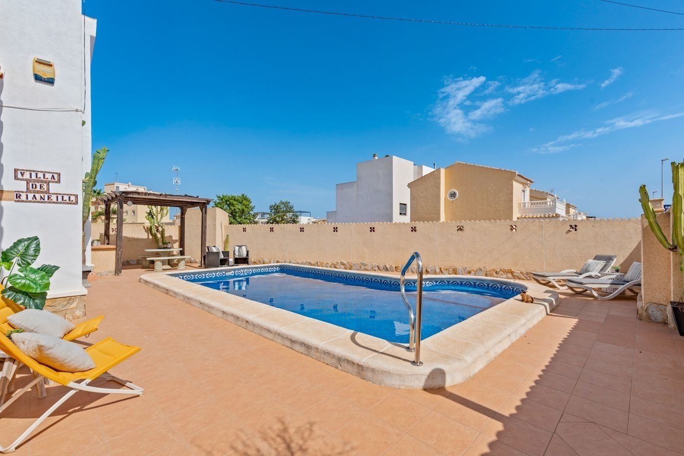 Villa till salu i Orihuela Costa