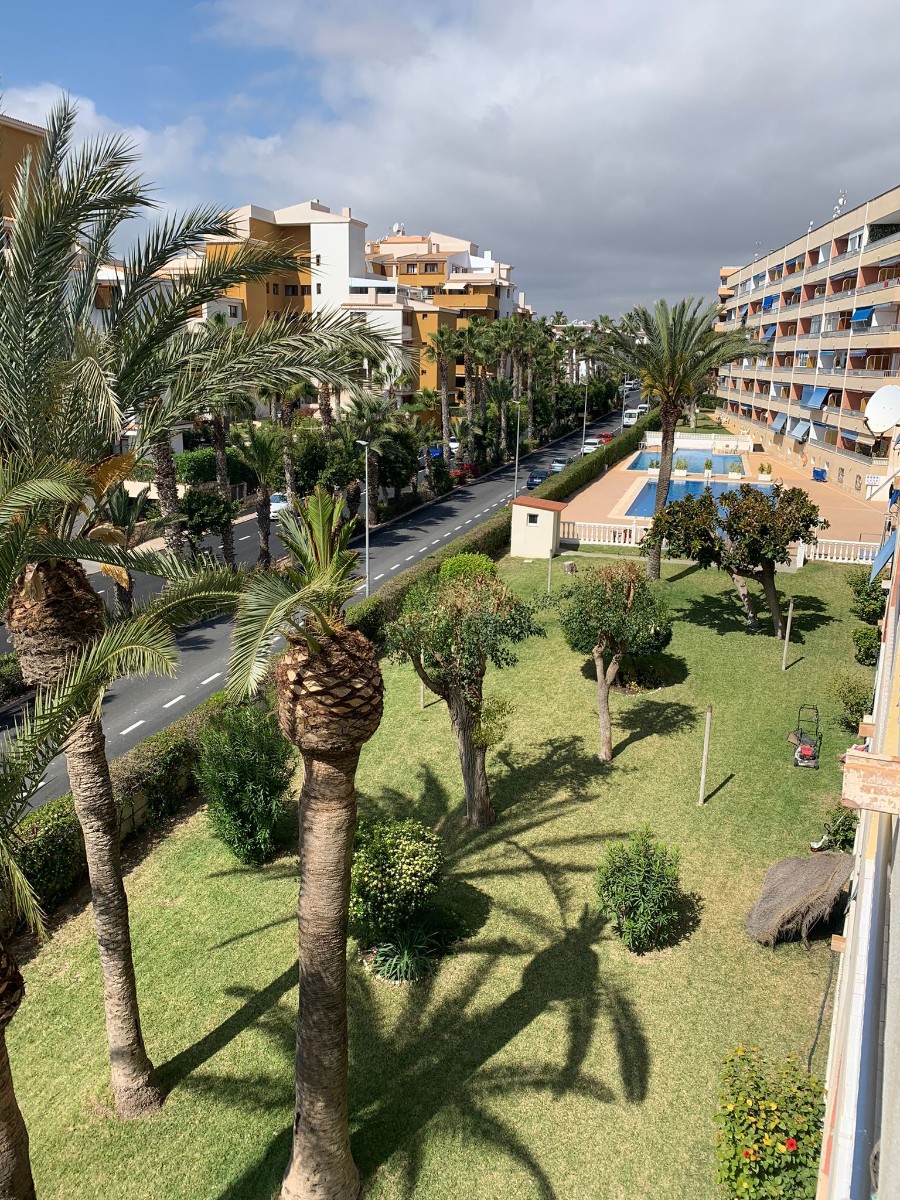 Apartamento en venta en Orihuela Costa