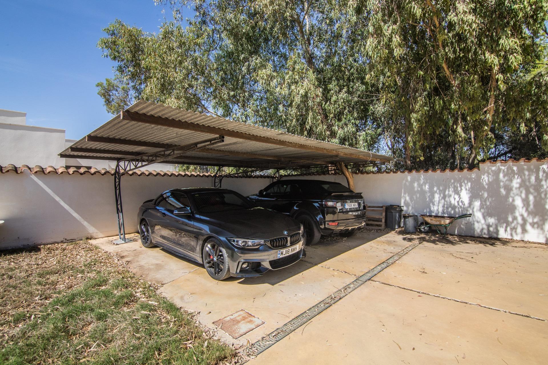Villa for sale in Santa Pola