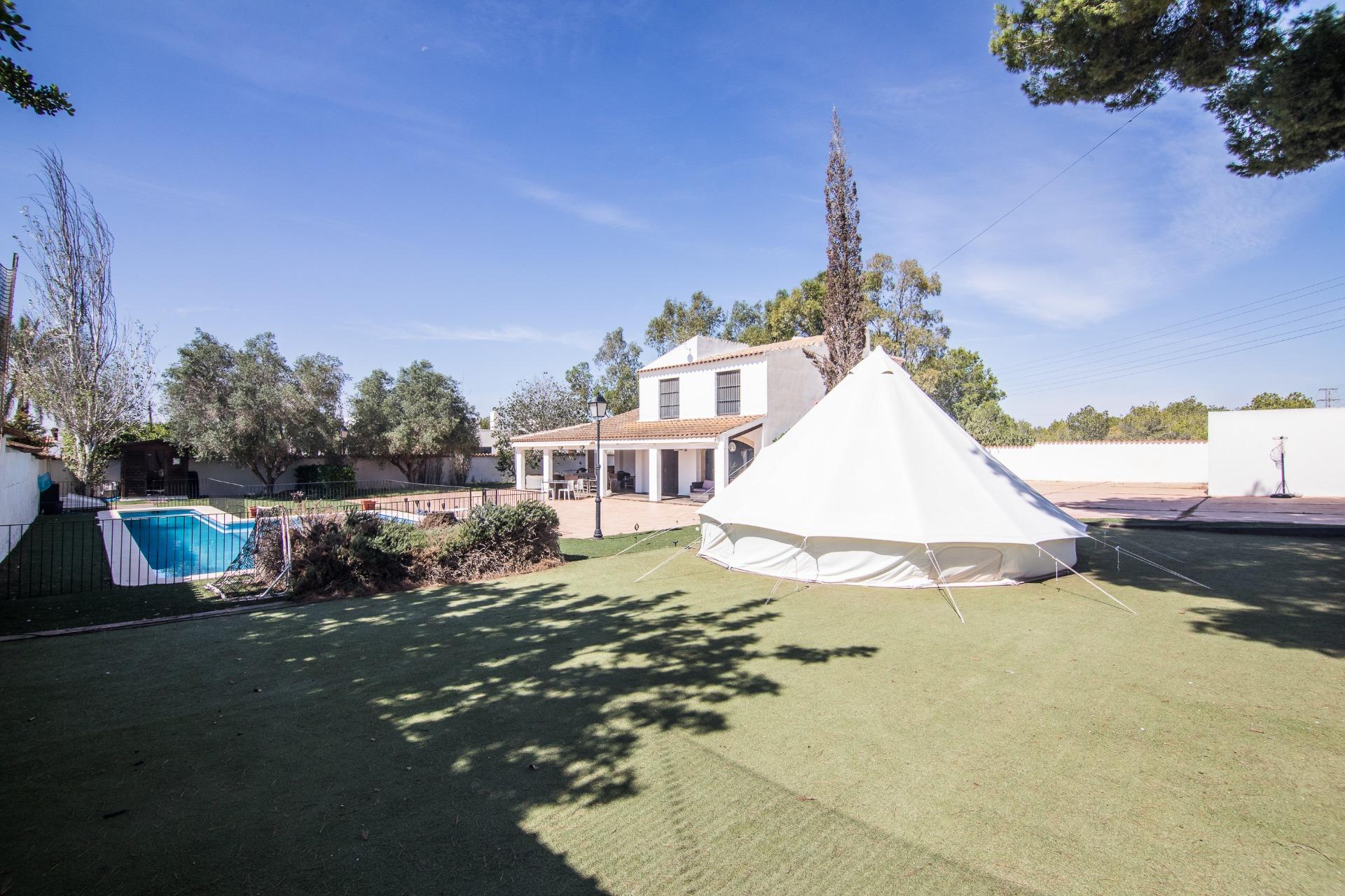 Villa for sale in Santa Pola