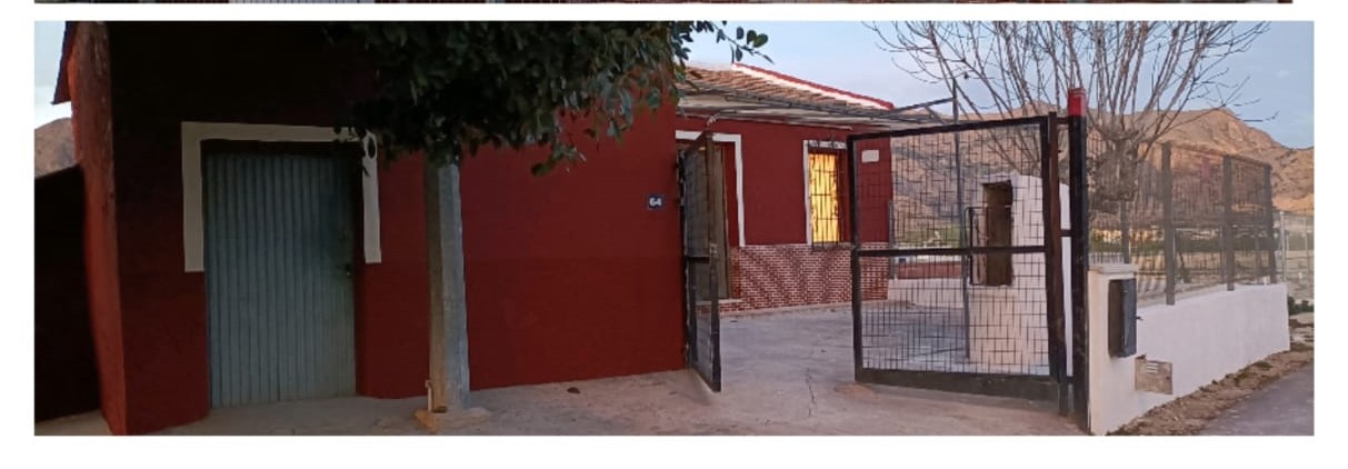 Villa en venta en Orihuela