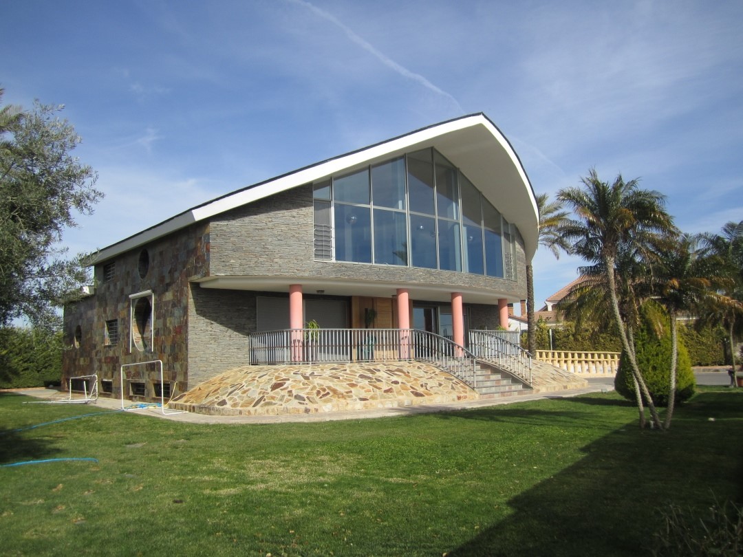 Villak salgai in Los Montesinos