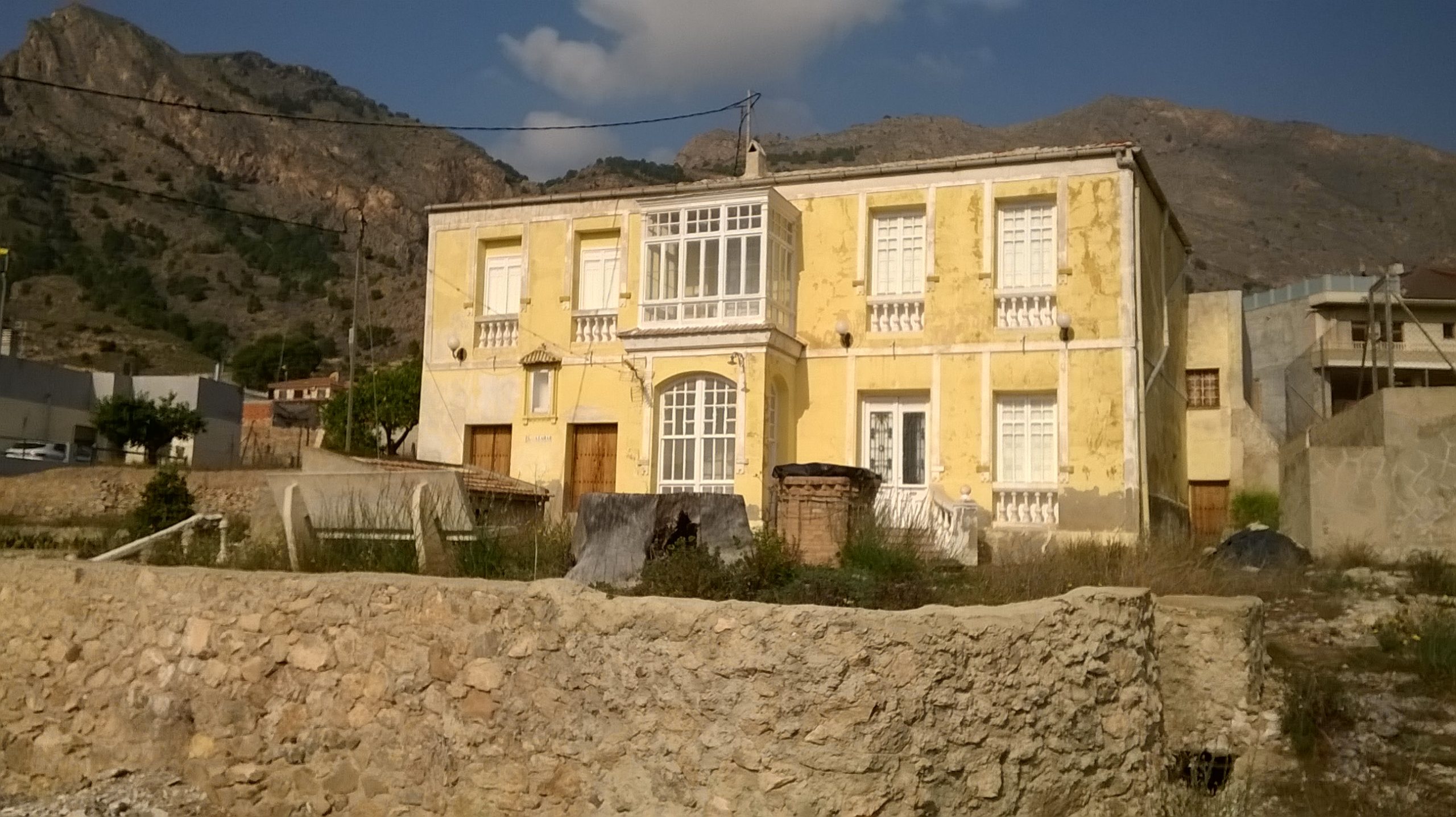 Villak salgai in Orihuela