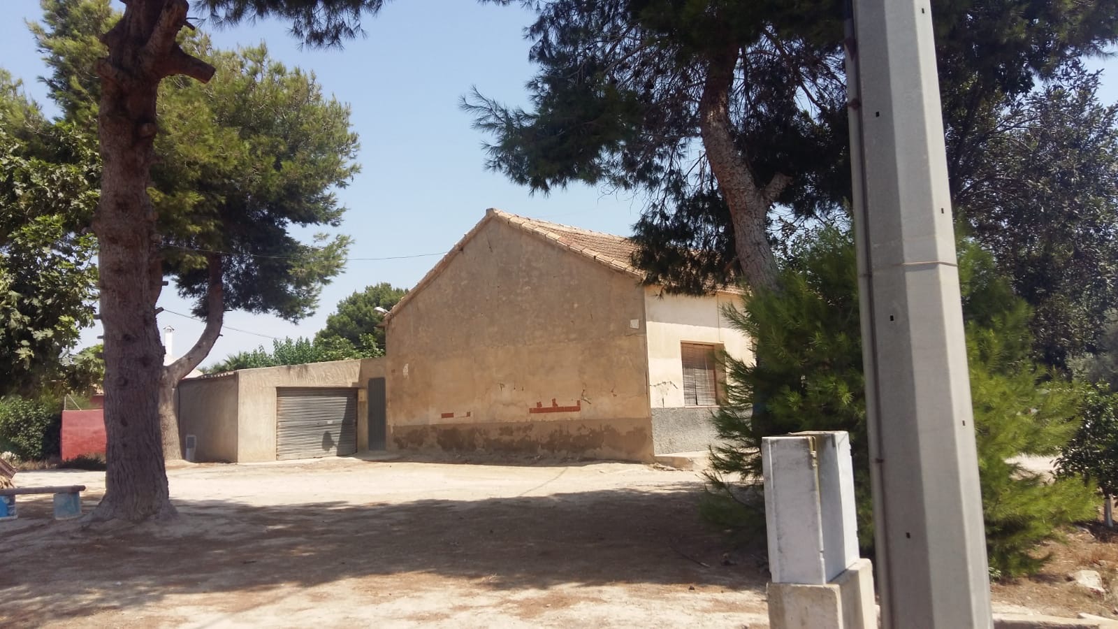 Country Property salgai in Daya Nueva