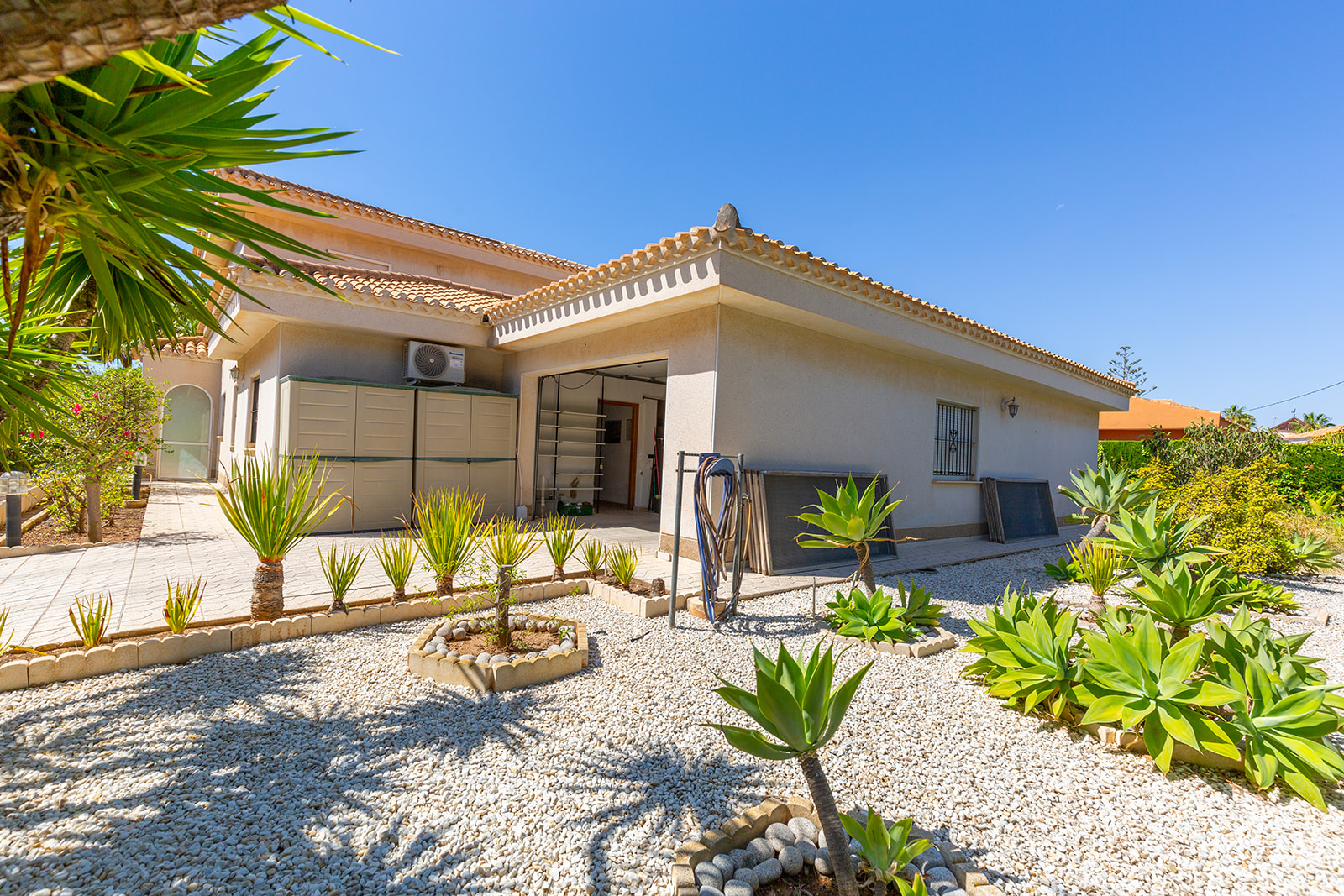 Vila v prodeji in Orihuela Costa