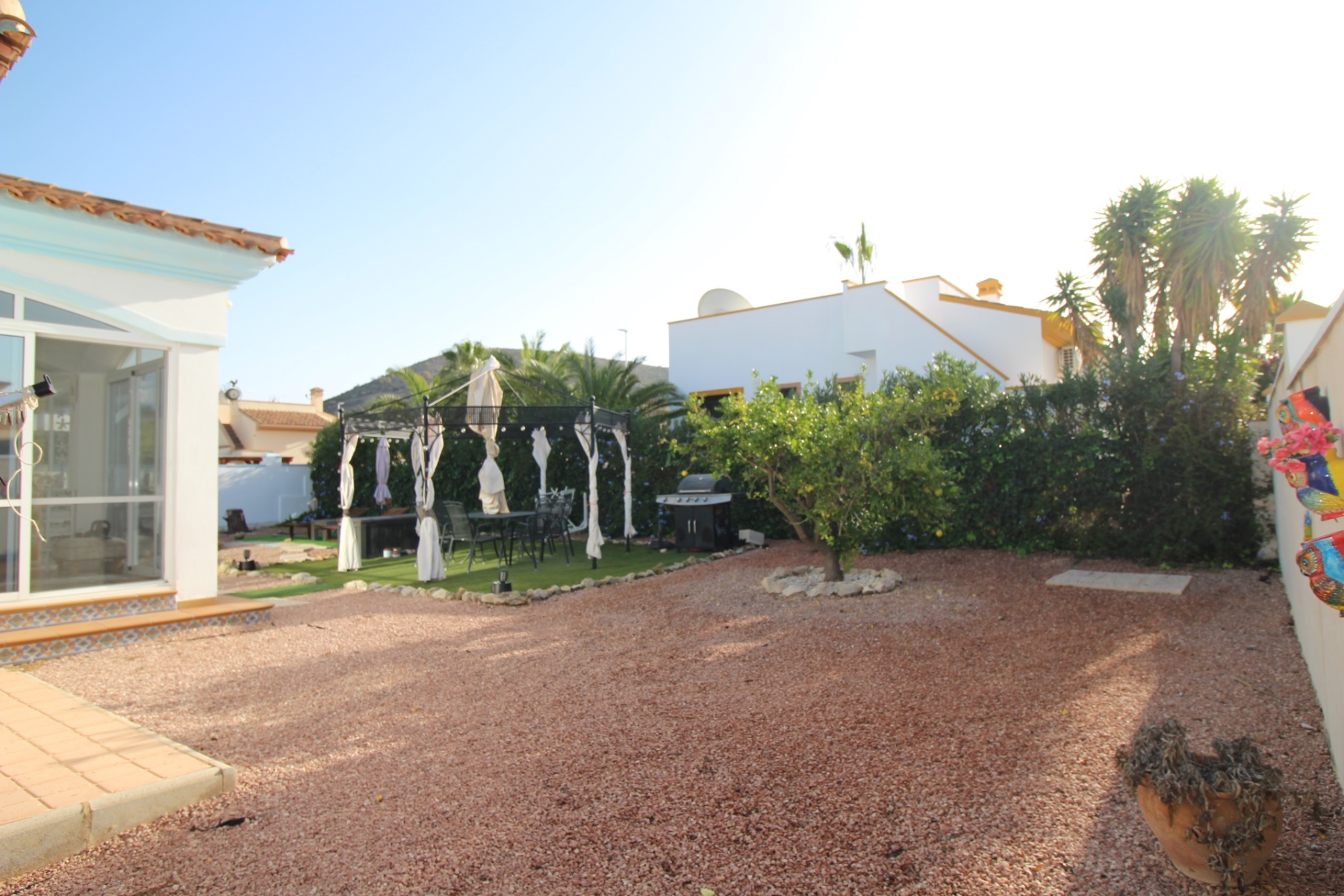 Villa en venta en Hondón de las Nieves