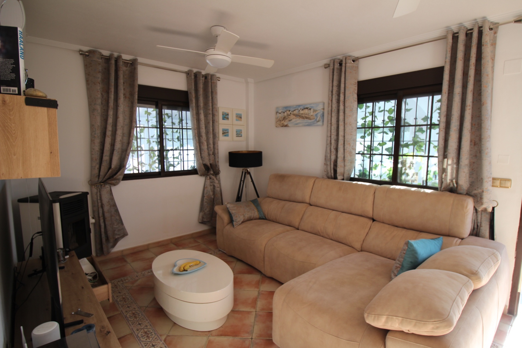Villa en venta en Hondón de las Nieves