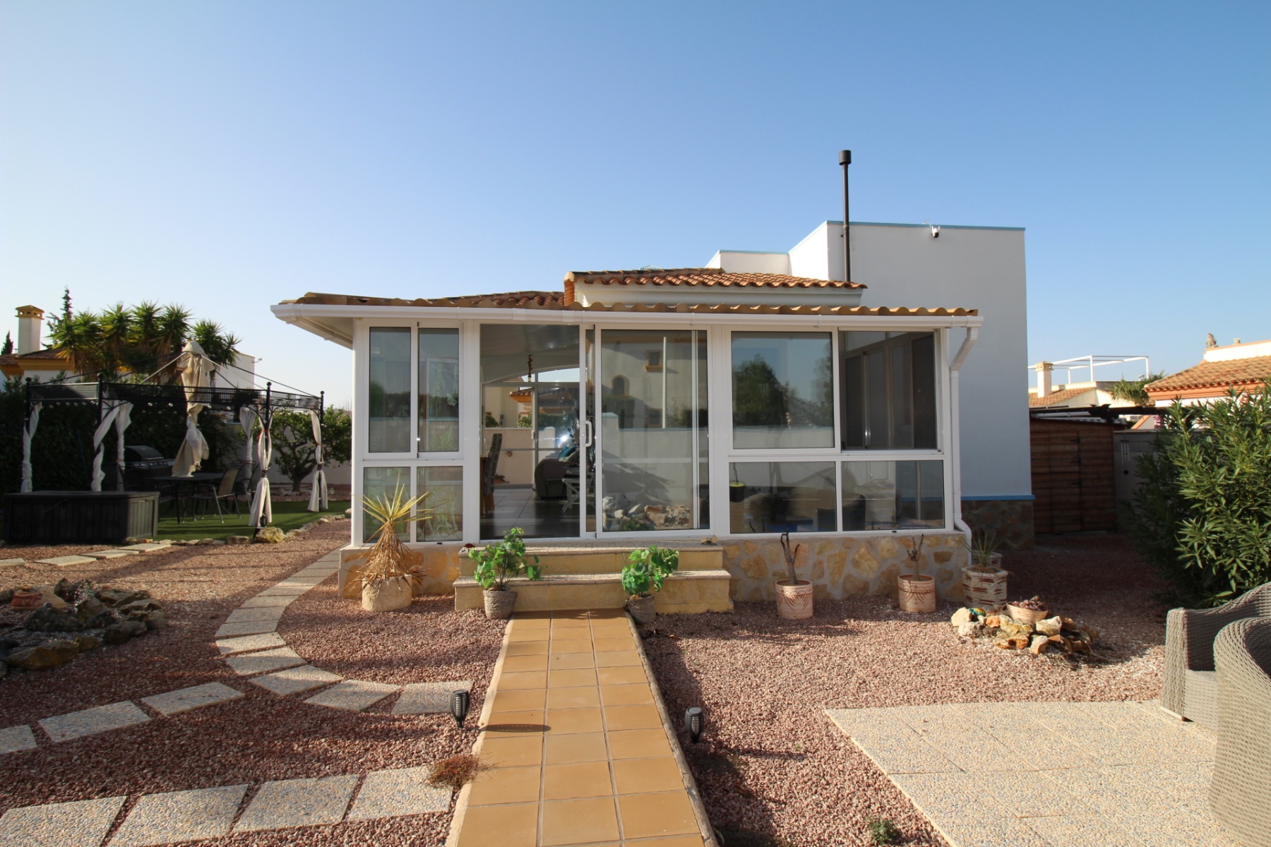 Villa en venta en Hondón de las Nieves