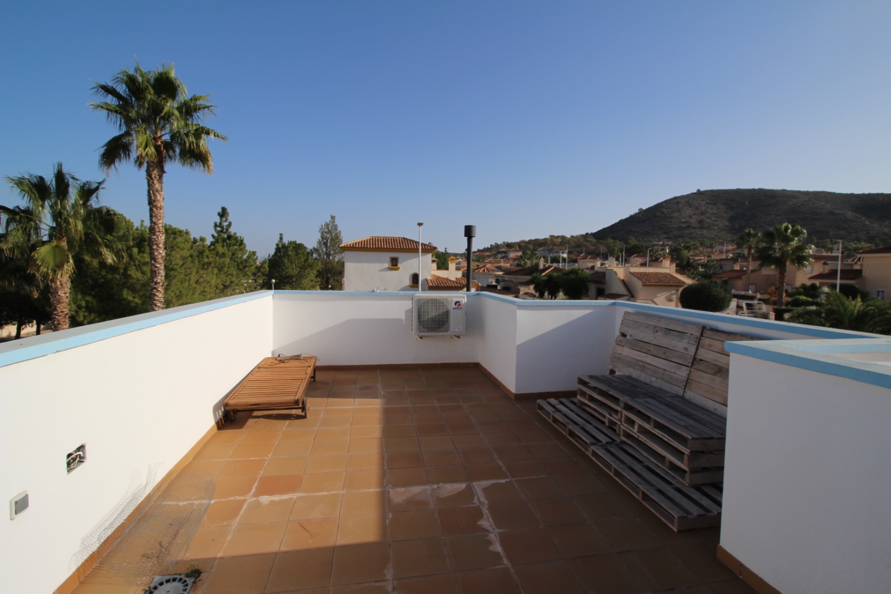 Villa en venta en Hondón de las Nieves