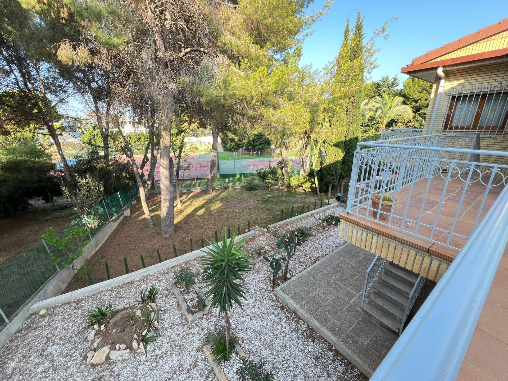 Casa en venta en Orihuela Costa