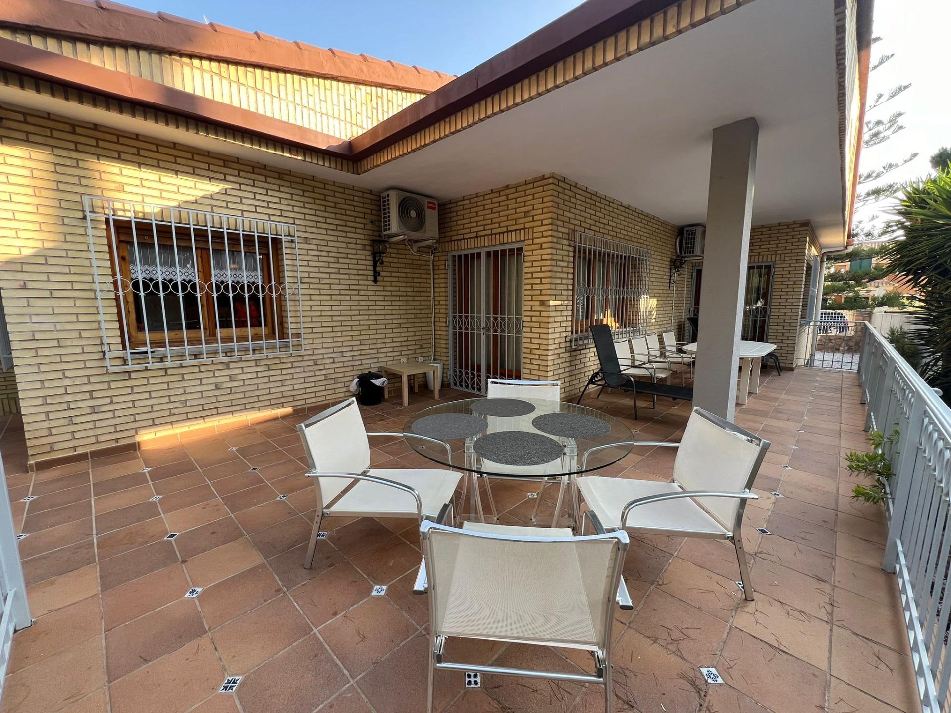 Casa en venta en Orihuela Costa