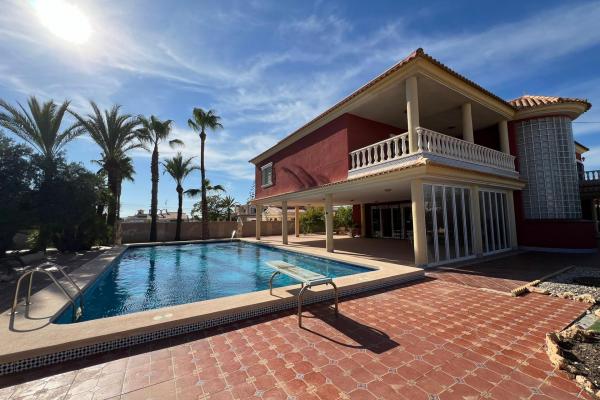 Casa en venta en Torrevieja