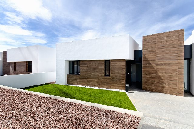 Villa en venta en Algorfa