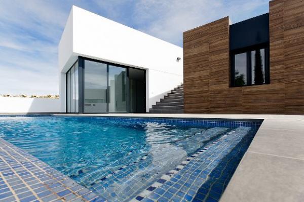 Villa en venta en Algorfa