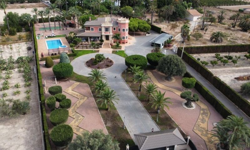 Villa en venta en Elche