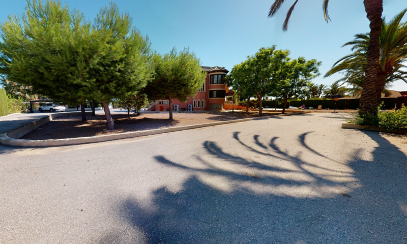 Villa en venta en Elche