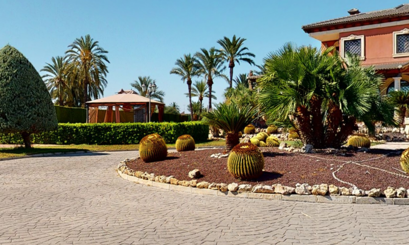 Villa en venta en Elche