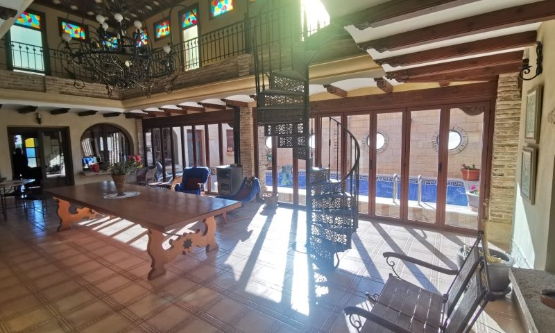 Villa en venta en Orihuela