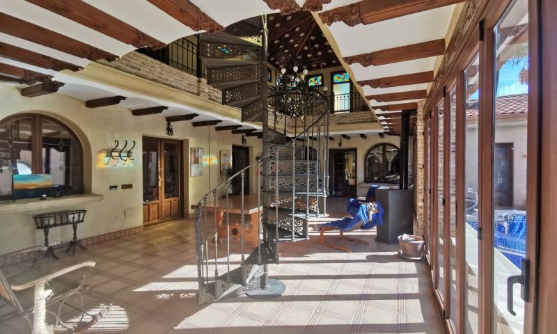 Villa en venta en Orihuela