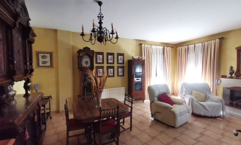 Villa en venta en Orihuela
