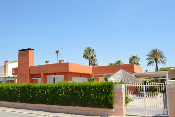 Villa en venta en Torrevieja