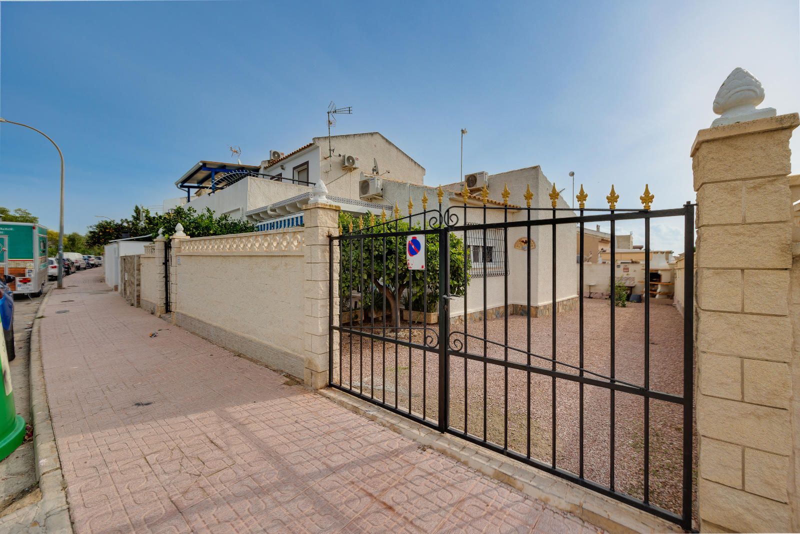 Chalet en venta en Orihuela Costa