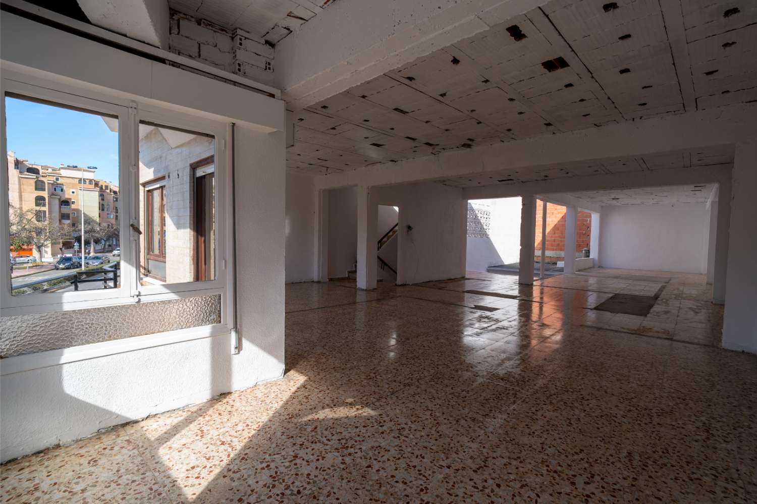 OPORTUNIDAD EDIFICIO COMPLETO A REFORMAR EN TORREVIEJA