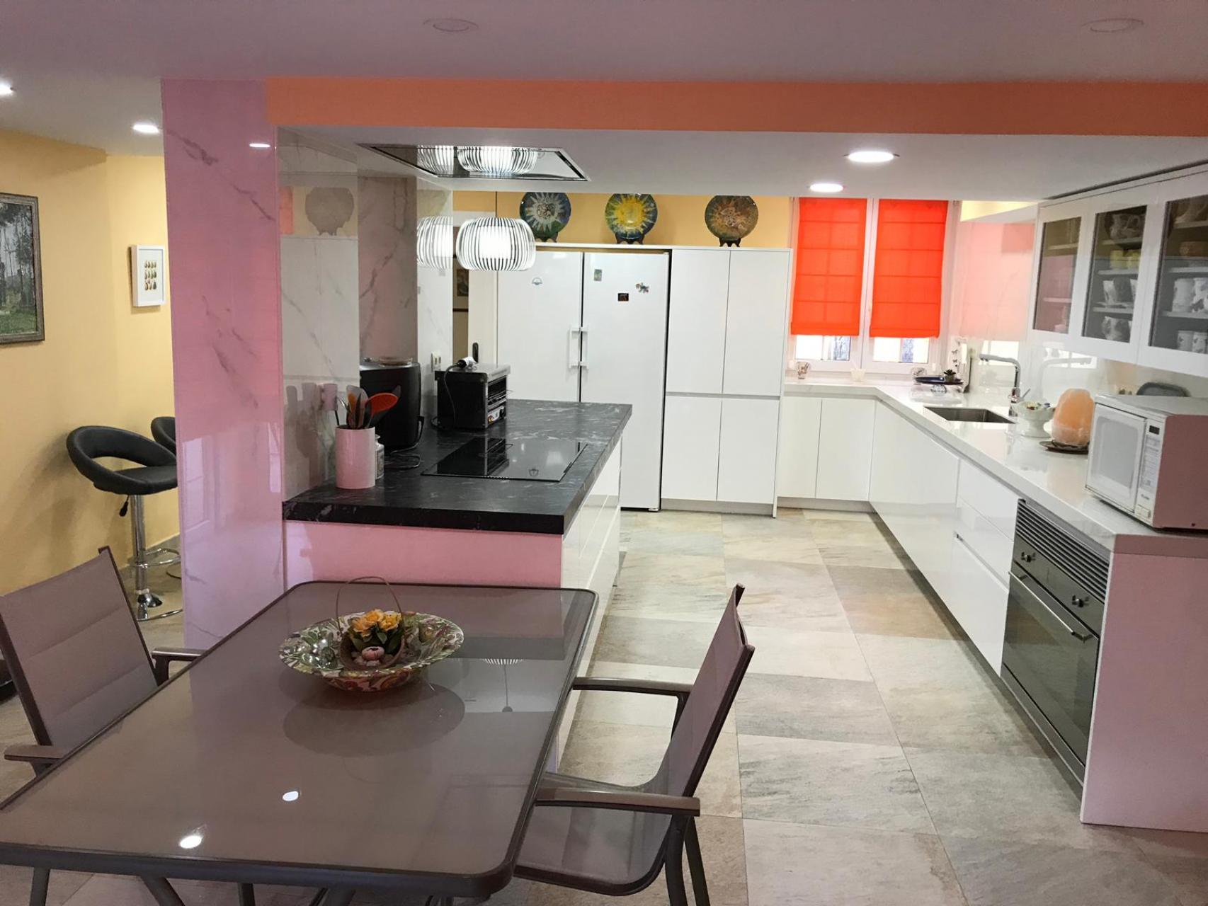 Villa en venta en Orihuela