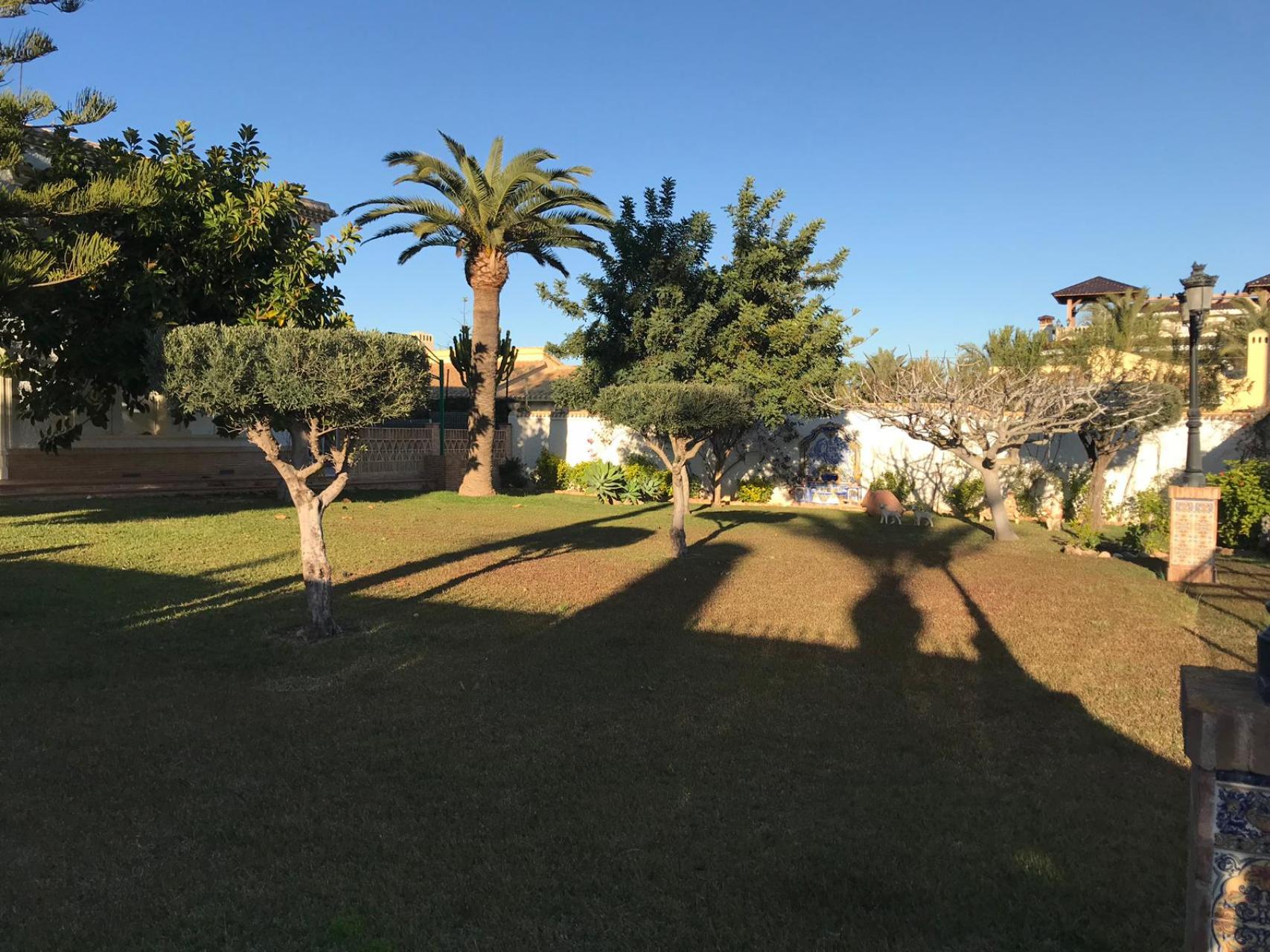 Villa en venta en Orihuela