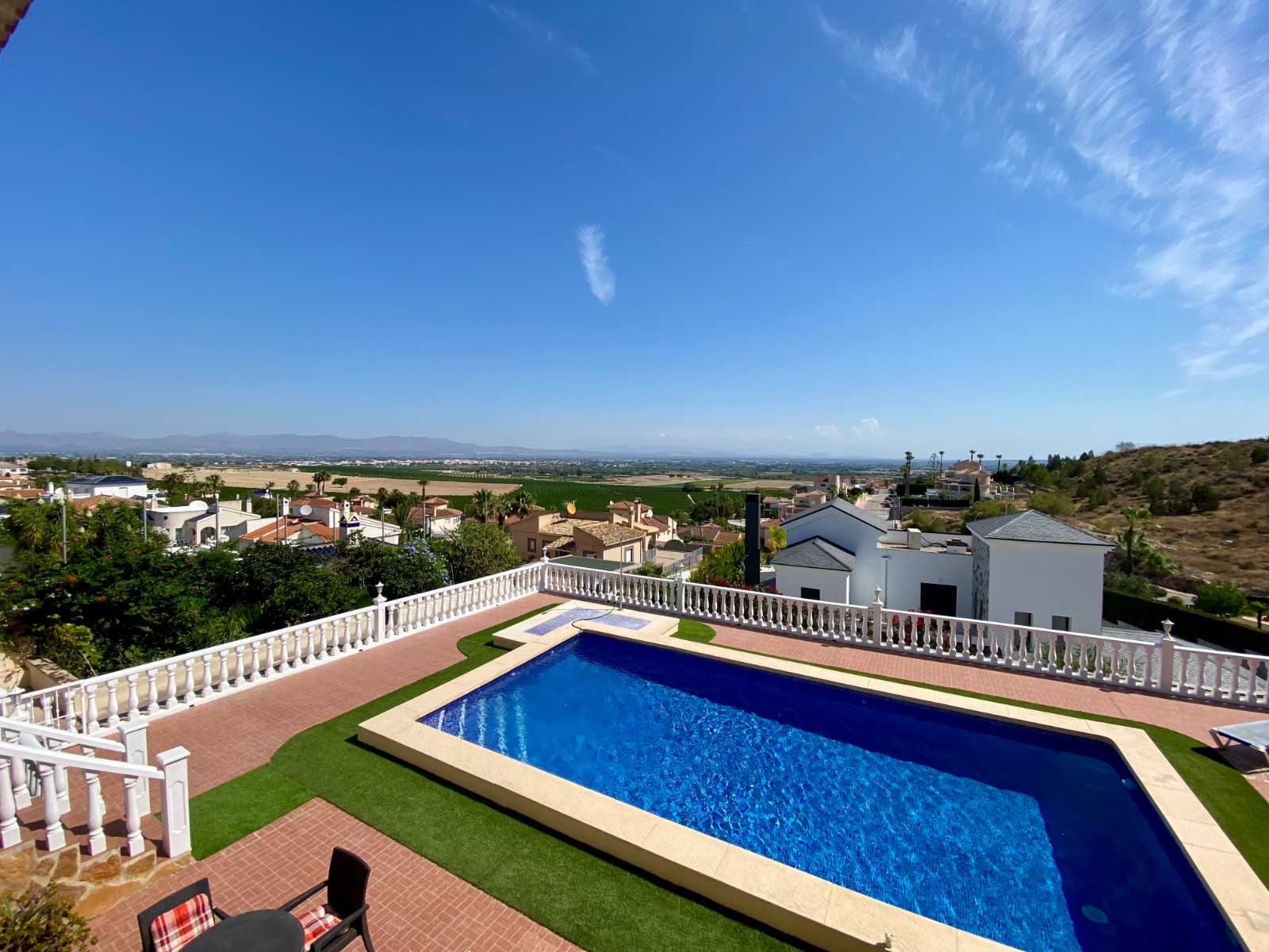 Villa en venta en Algorfa