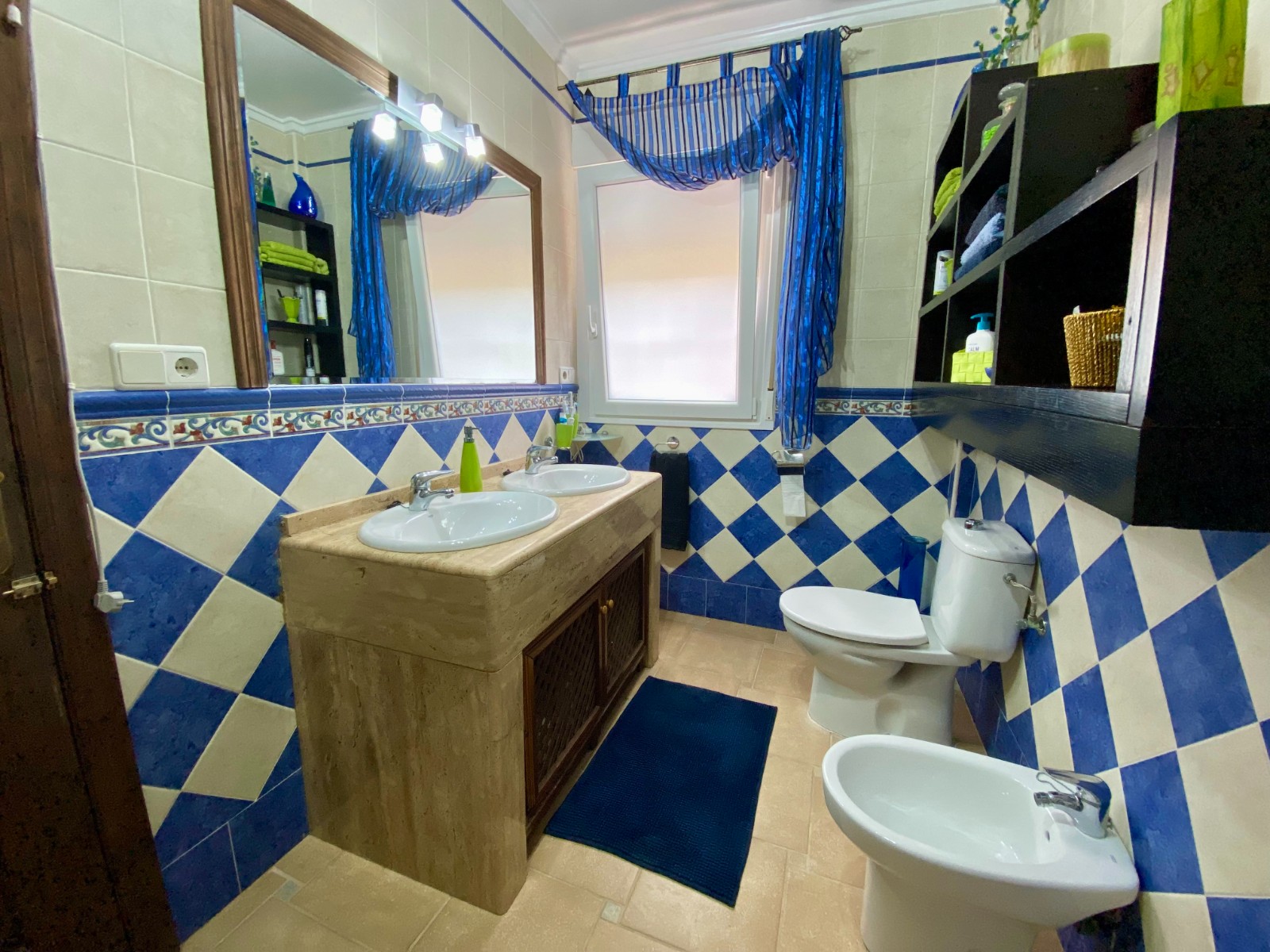 Villa en venta en Algorfa