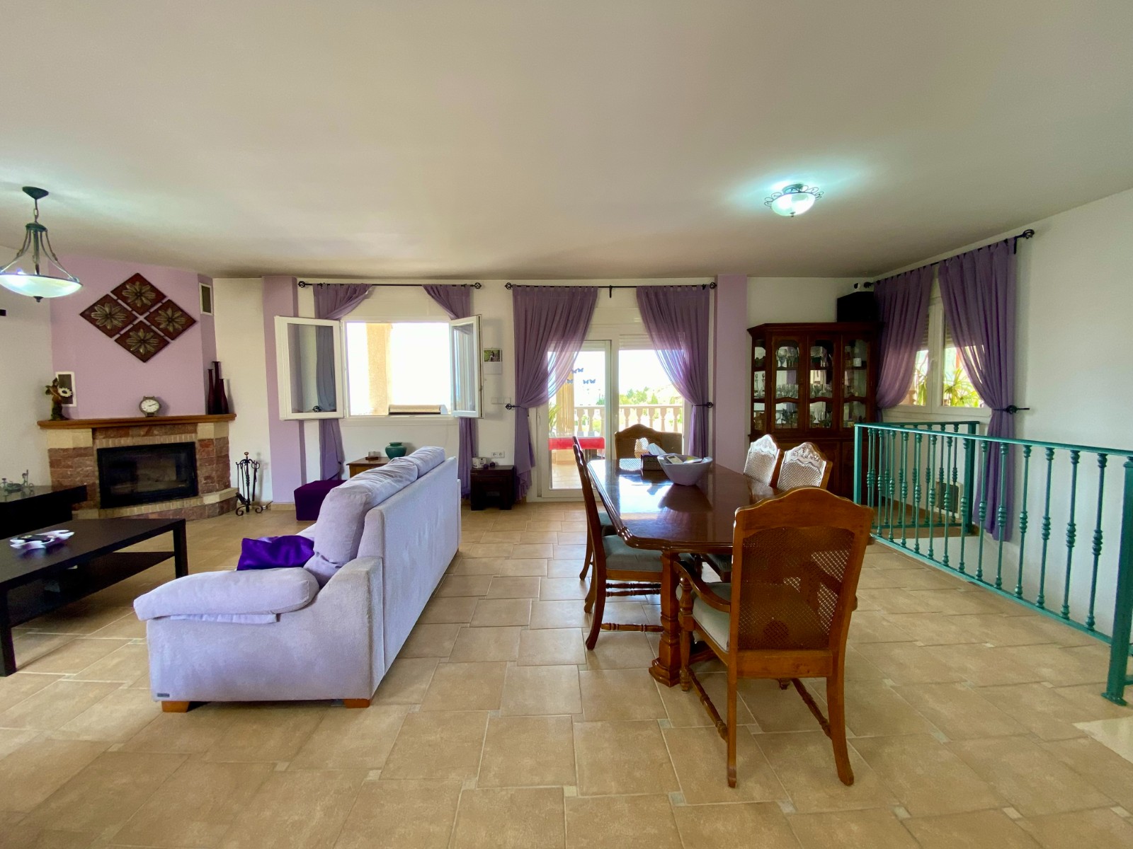 Villa en venta en Algorfa