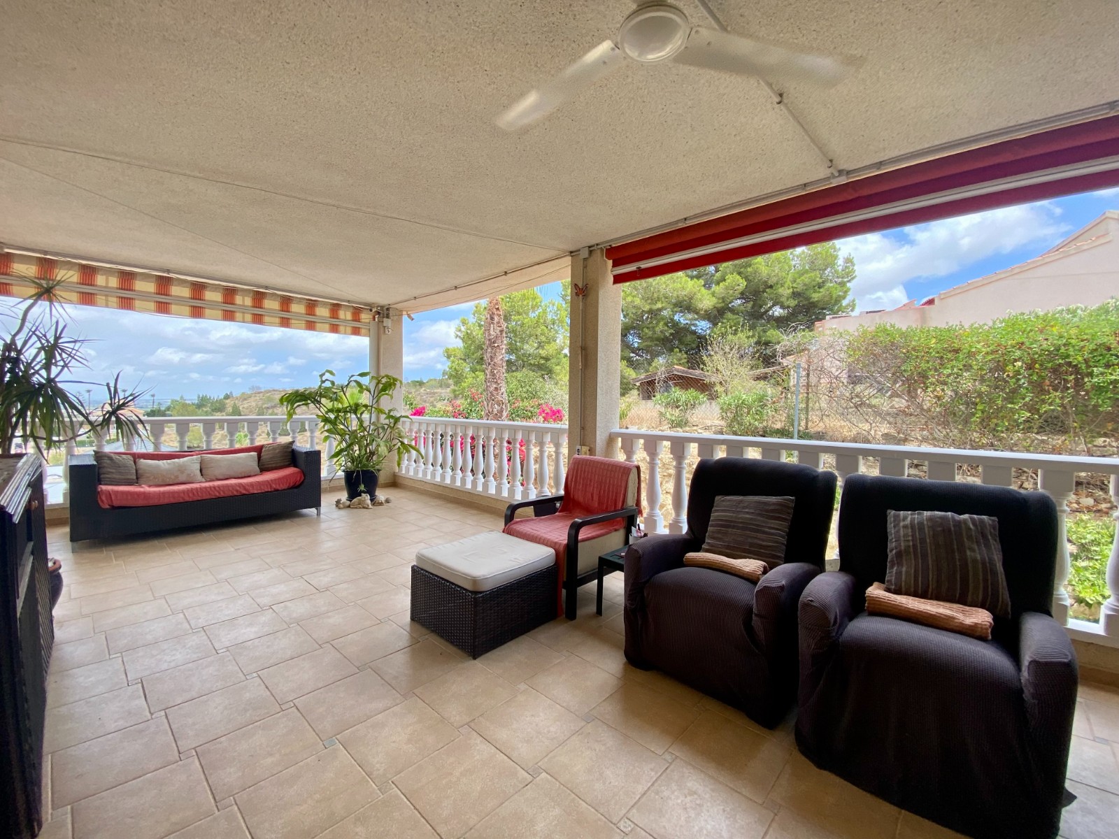 Villa en venta en Algorfa