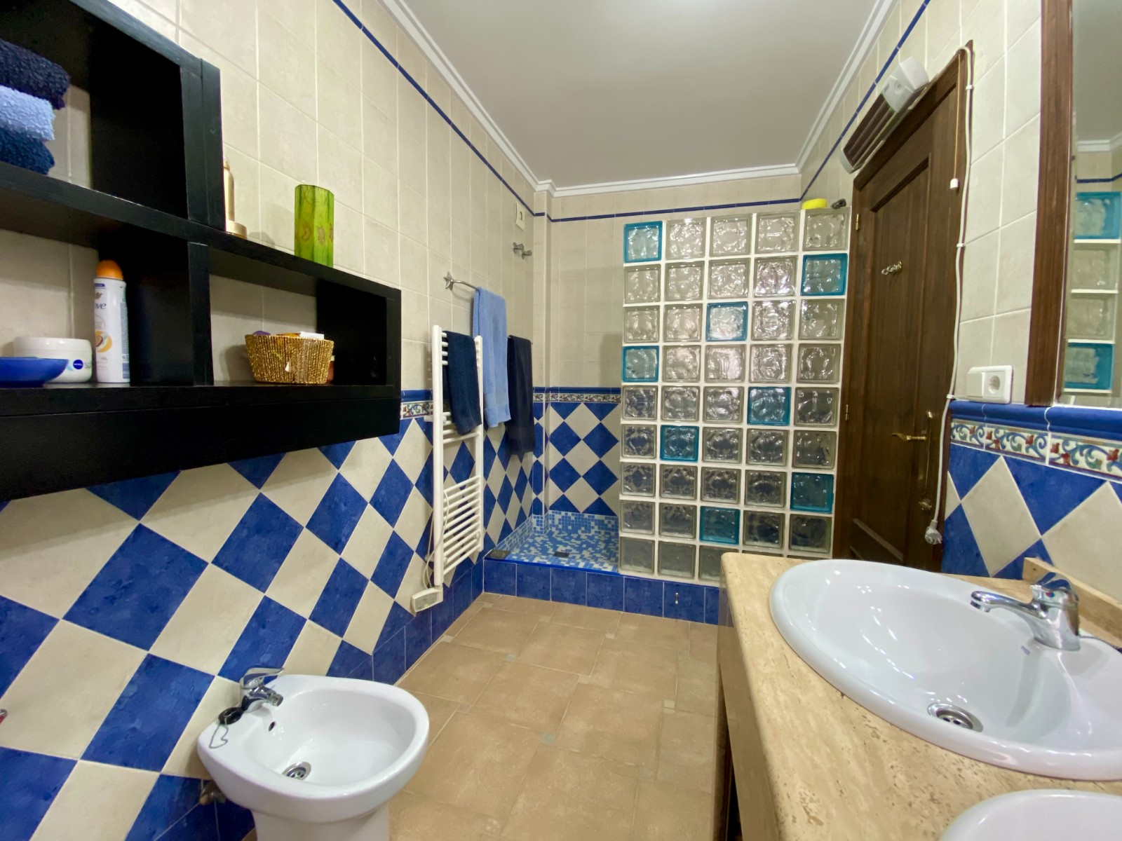 Villa en venta en Algorfa