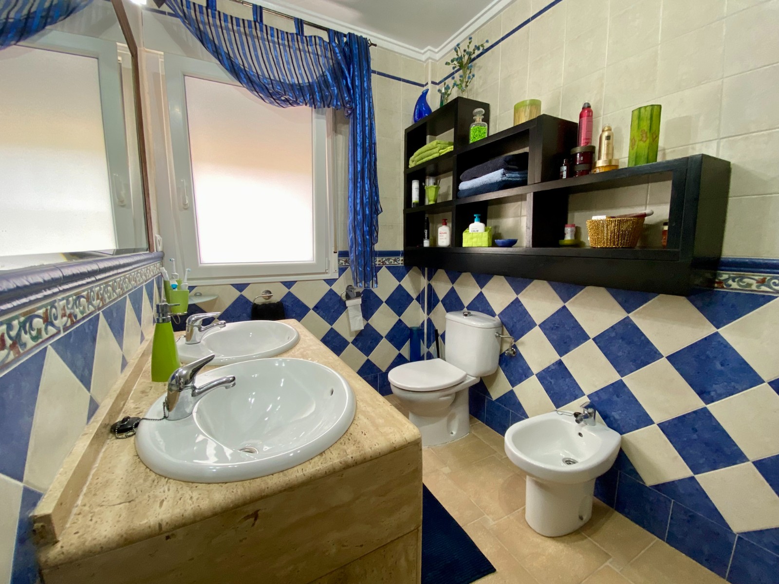 Villa en venta en Algorfa